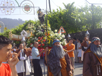 Procissão em honra de Santo António foi ponto alto das festividades