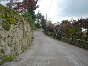 Caminho do Lugar da Lousa já está pavimentado