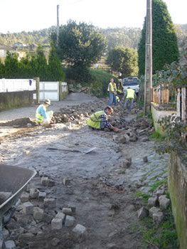 Caminho do Lugar da Cárcova está a ser repavimentado