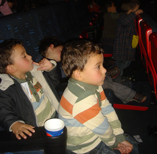 Alunos do Jardim-de-infância foram ao cinema