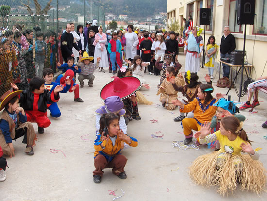 Carnaval animado na EB1 de Martim