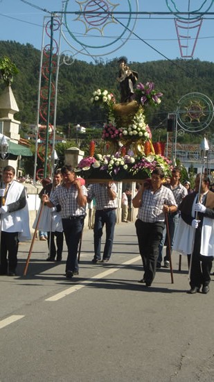 Festas em honra de Santo António encantaram