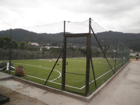 Ringue da EB1 ganha piso sintético